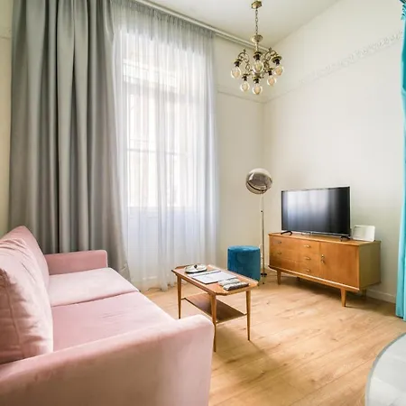 Lejlighedshotel Keramos 2*